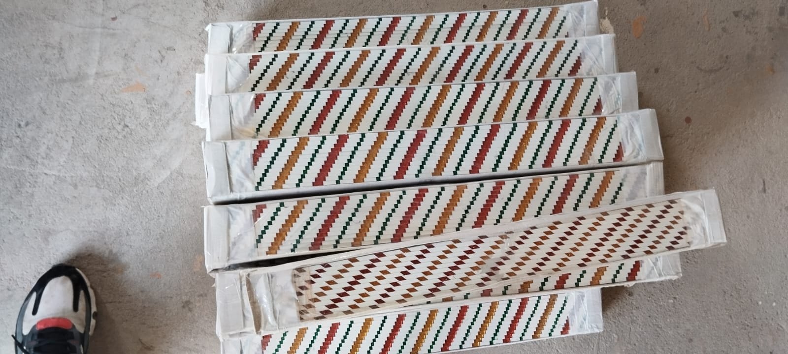 molding compgit pati